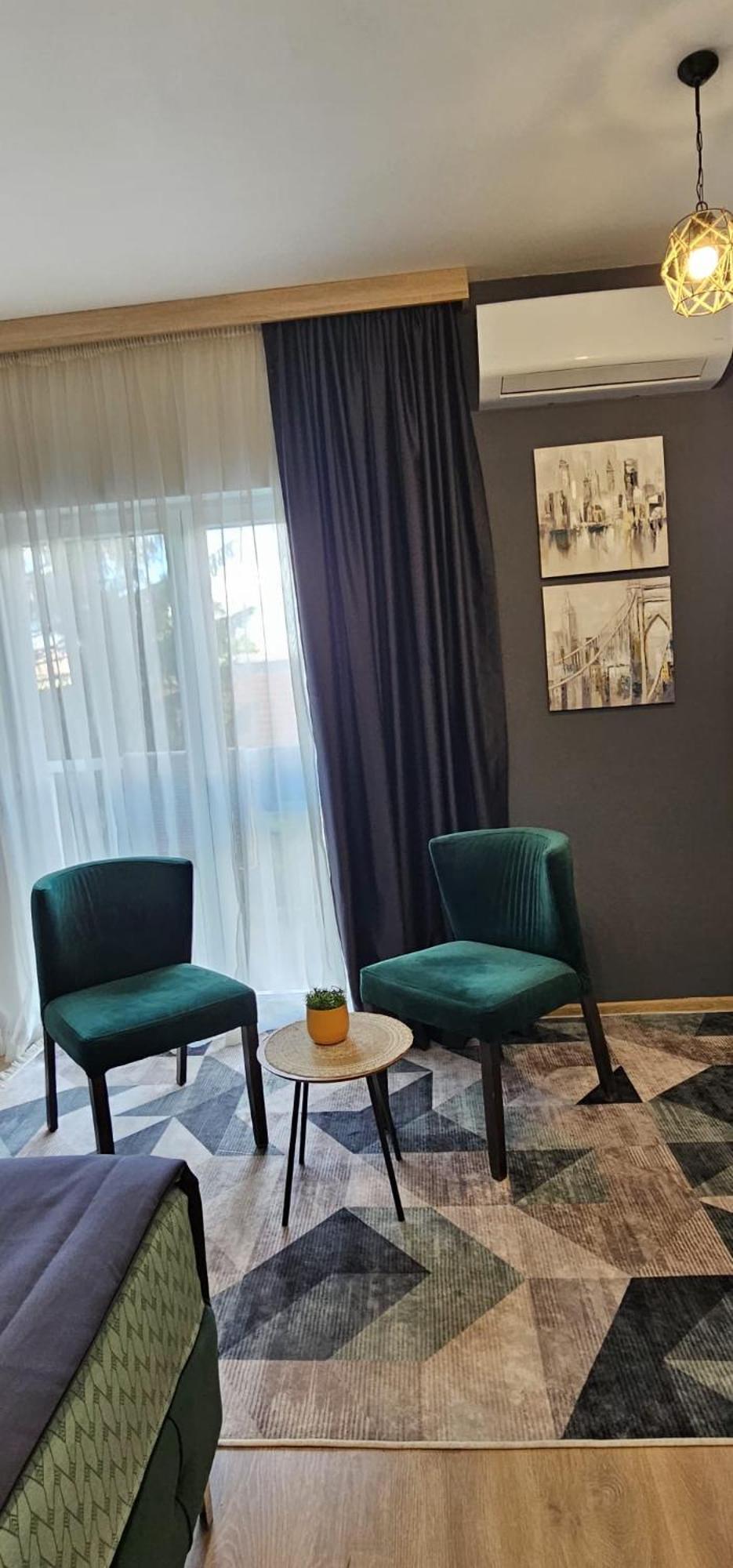 Apartmani Blue I Green ブゴイノ エクステリア 写真